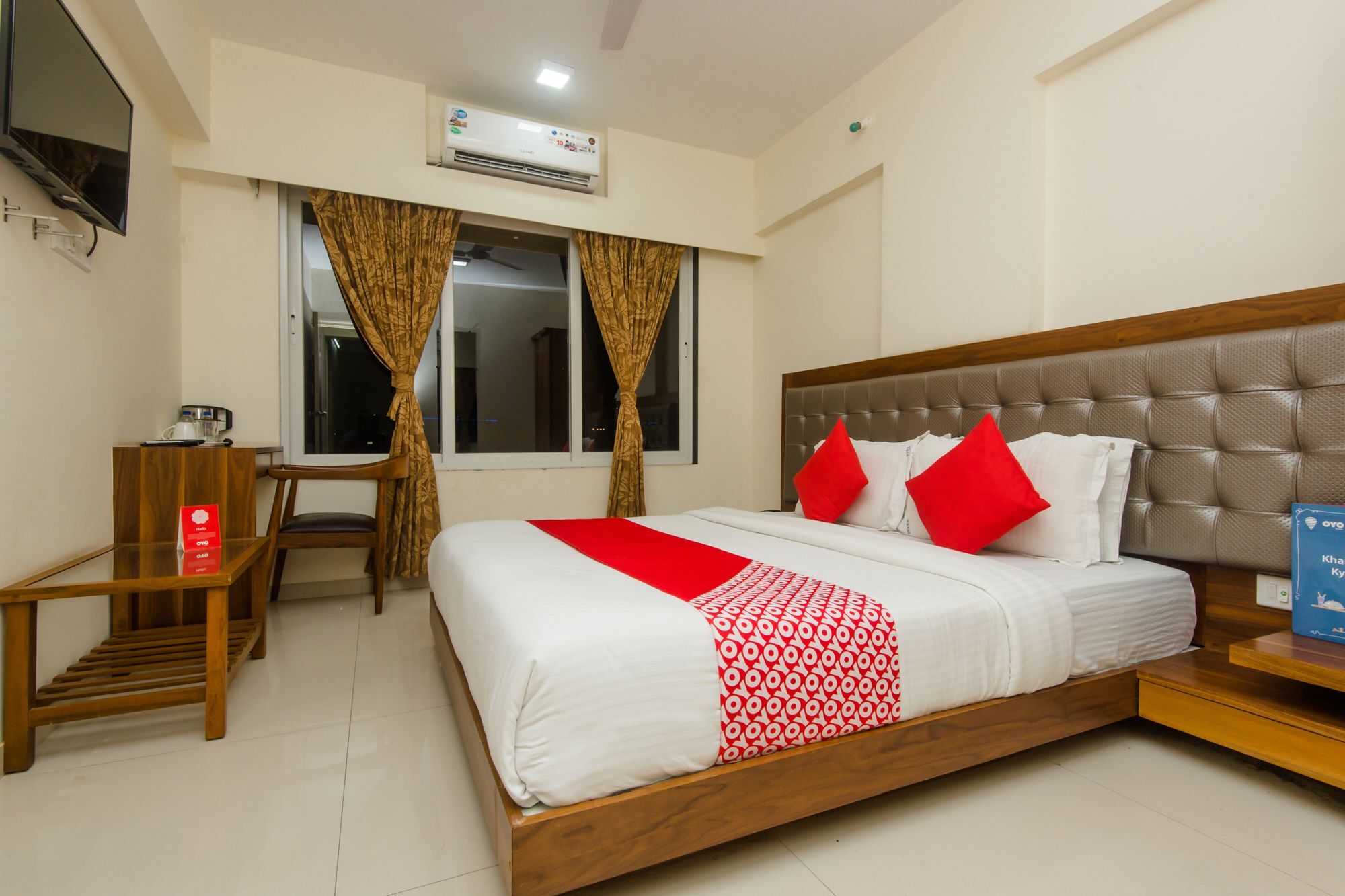 Oyo 11441 Hotel Blue Bells Residency Bombay Exterior foto